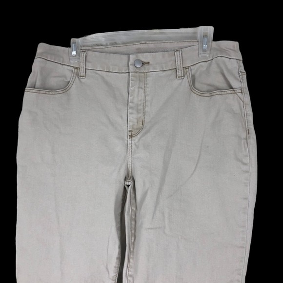 Chicos Perfect Stretch Girlfriend Slim Leg Ankle Jeans Beige SZ 14 - Picture 3 of 7